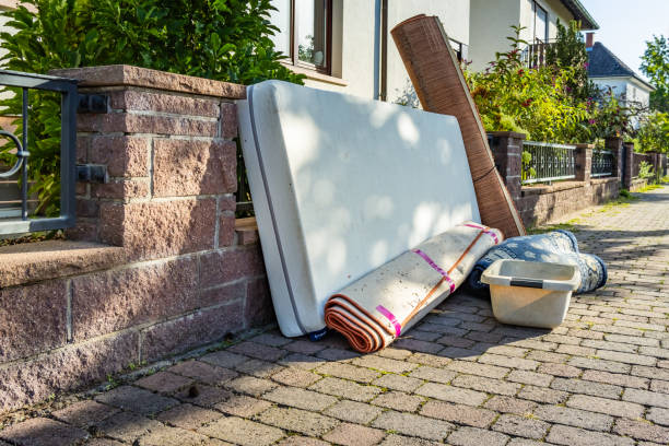 Best Garage Cleanout Services  in Wollochet, WA